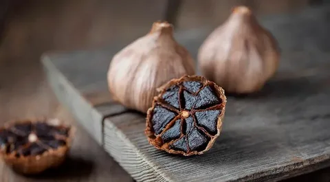 تصویر 3 از سیر سیاه اصفهان + مرغوب و با کیفیت ممتاز